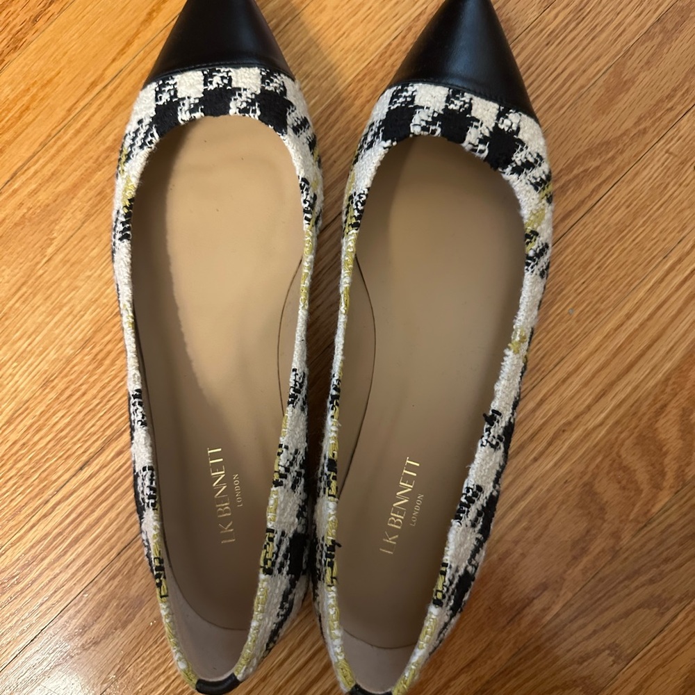 LK Bennett Houndstooth Flats with Black Cap Toe